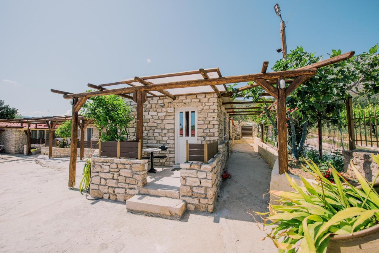 Acrocorinth Apartments Dış mekan fotoğraf