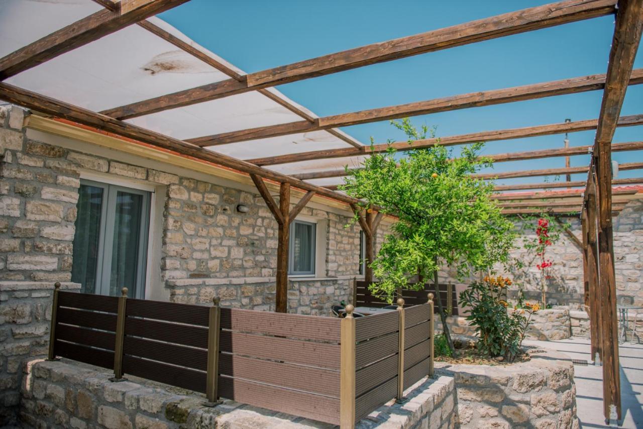 Acrocorinth Apartments Dış mekan fotoğraf