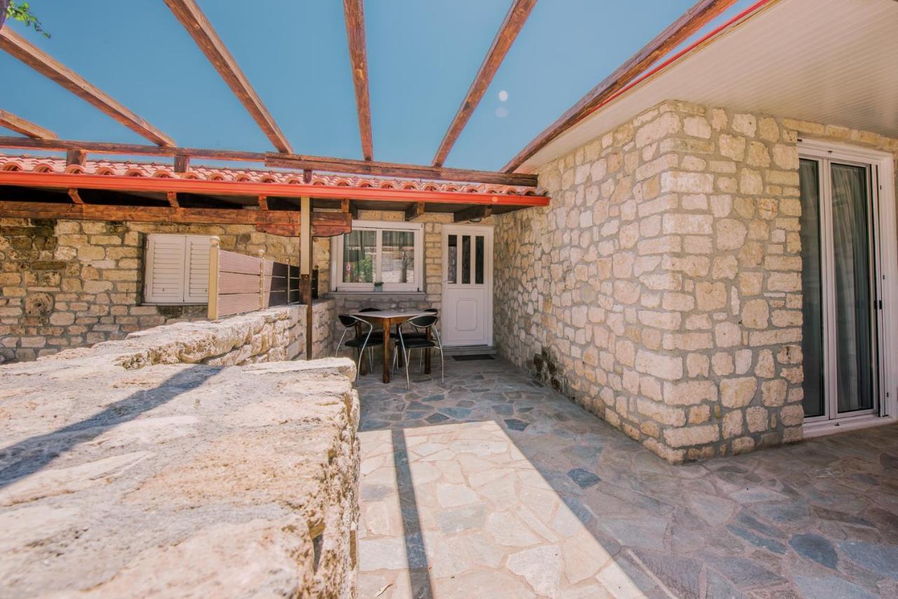 Acrocorinth Apartments Dış mekan fotoğraf