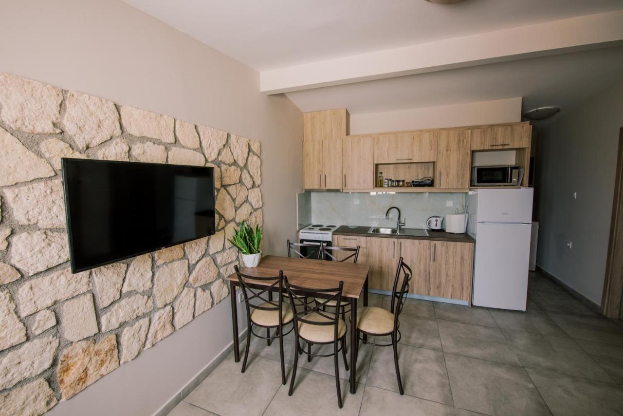 Acrocorinth Apartments Dış mekan fotoğraf