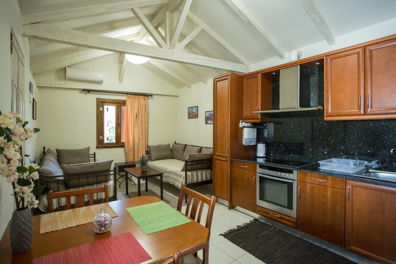 Acrocorinth Apartments Dış mekan fotoğraf